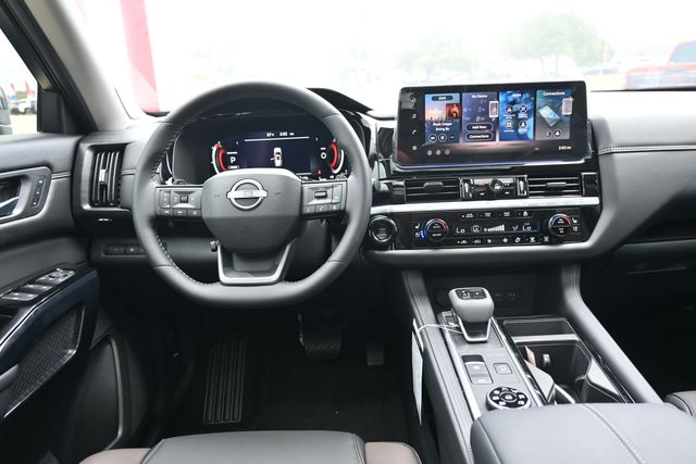 2026 Nissan Pathfinder Platinum - Photo 9