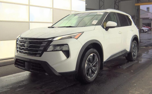 2024 Nissan Rogue SV FWD's photo