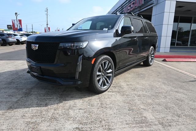 2023 Cadillac Escalade ESV 4WD Sport Platinum's photo