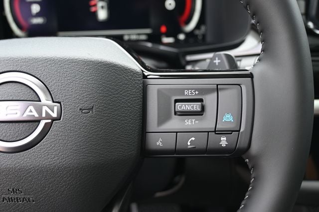2026 Nissan Pathfinder Platinum - Photo 11