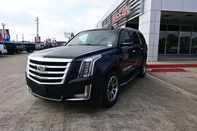 2017 Cadillac Escalade Luxury