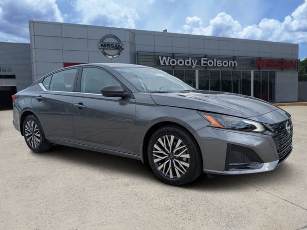 New 2026 Nissan Altima SV Sedan