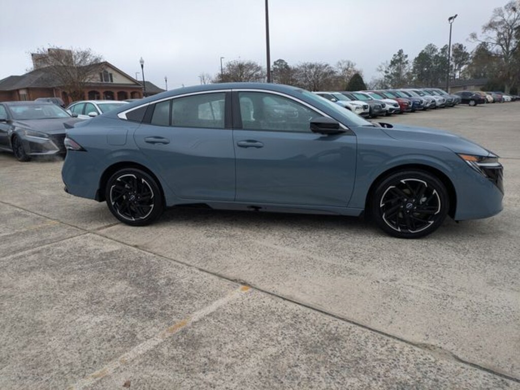 New 2026 Nissan Sentra SR Sedan