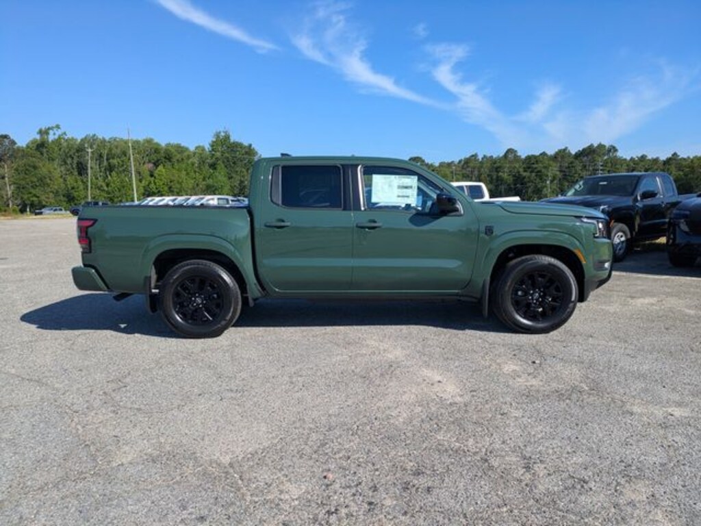 New 2026 Nissan Frontier SV Truck Crew Cab