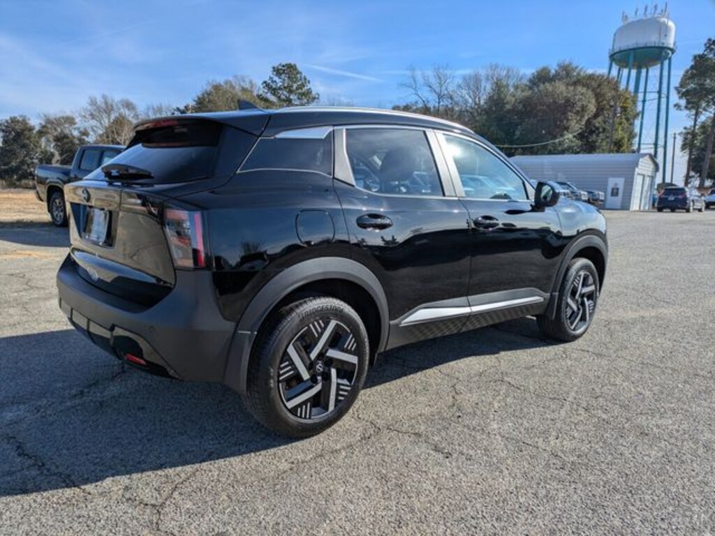 New 2026 Nissan Kicks SV SUV