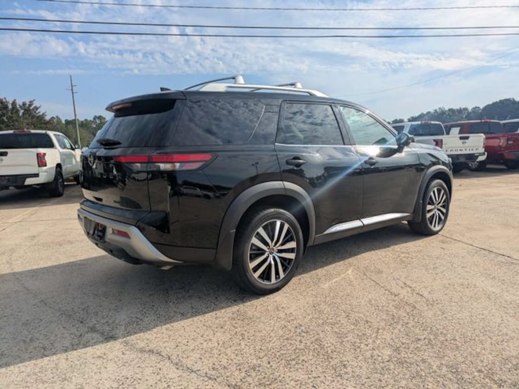 Certified 2024 Nissan Pathfinder Platinum SUV