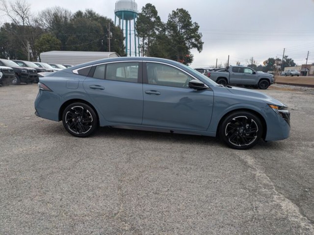 New 2026 Nissan Sentra SR Sedan