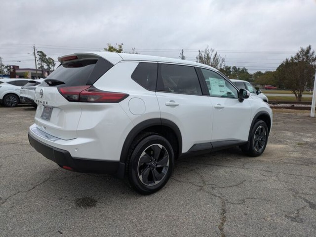 New 2026 Nissan Rogue SV SUV
