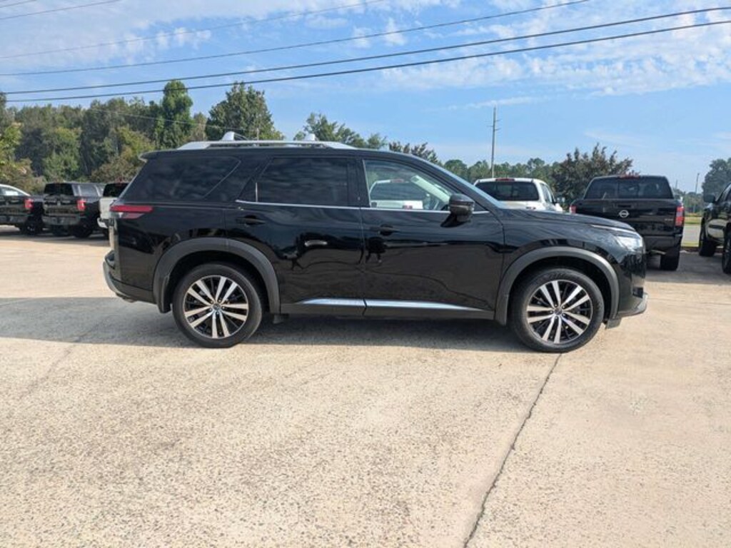 Certified 2024 Nissan Pathfinder Platinum SUV