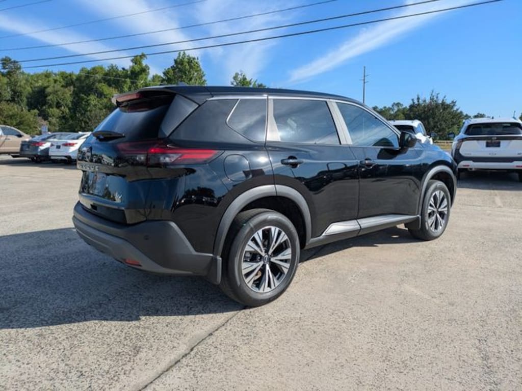 Used 2023 Nissan Rogue SV SUV