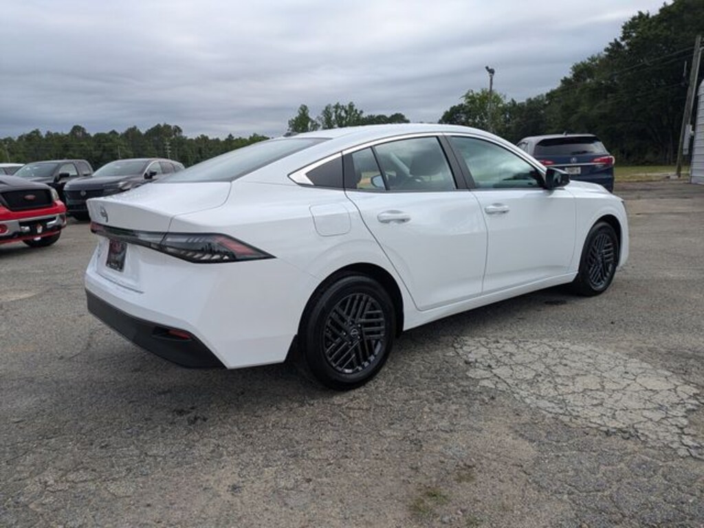 New 2026 Nissan Sentra SV Sedan