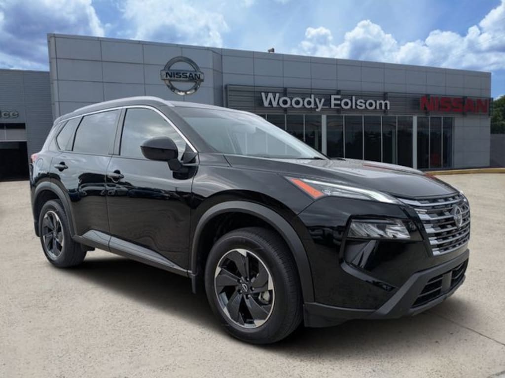 Used 2024 Nissan Rogue SV SUV