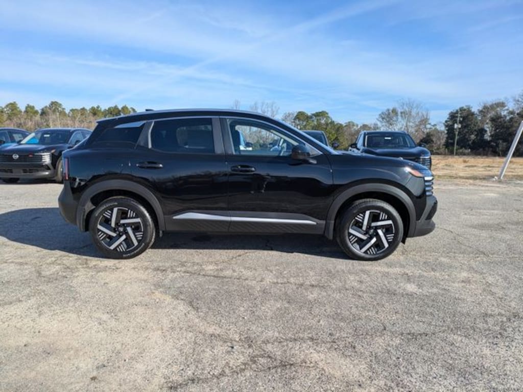 New 2026 Nissan Kicks SV SUV