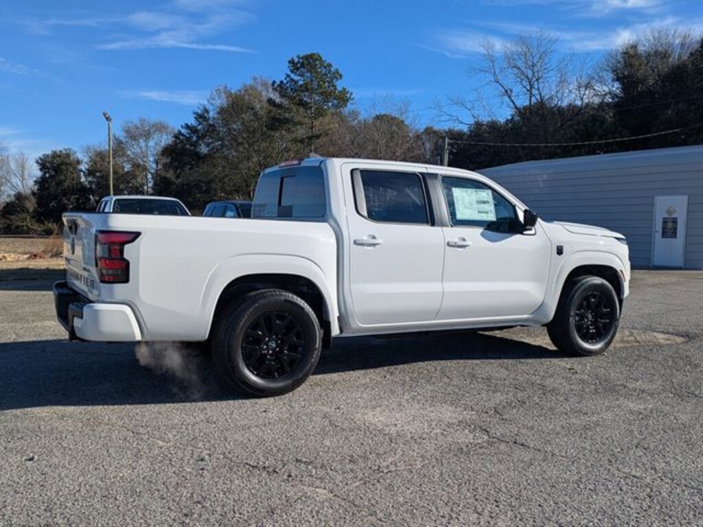 New 2026 Nissan Frontier SV Truck Crew Cab