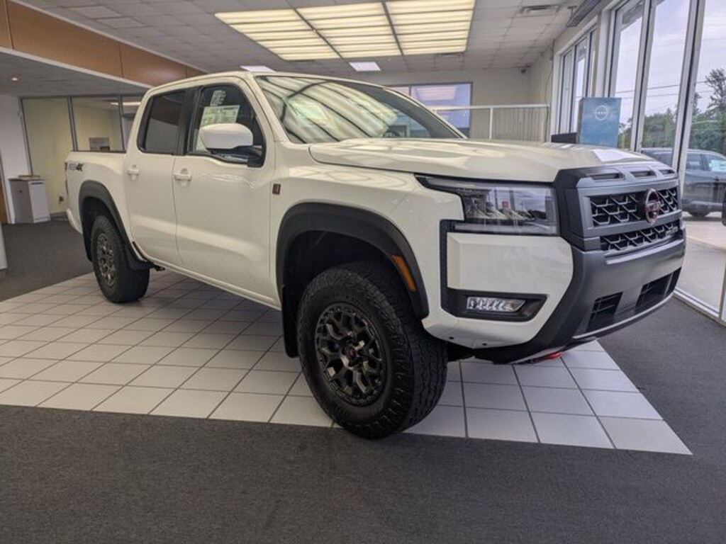New 2026 Nissan Frontier PRO-4X w/R Package Truck Crew Cab