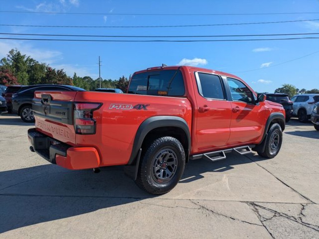 Used 2025 Nissan Frontier PRO-4X Truck Crew Cab