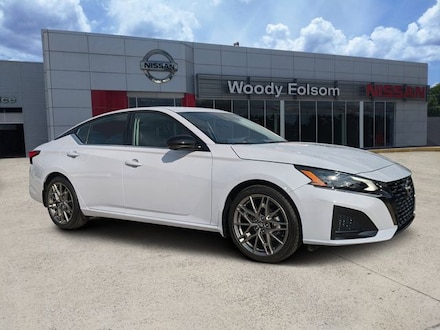 2024 Nissan Altima 2.0 SR Sedan