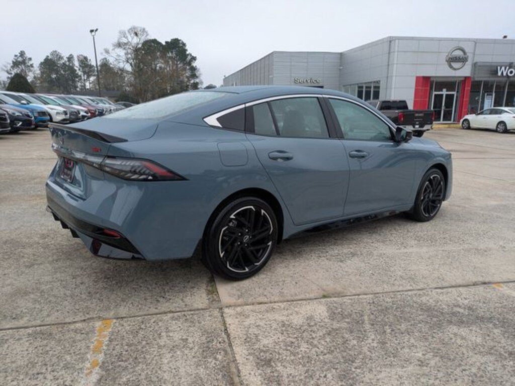 New 2026 Nissan Sentra SR Sedan