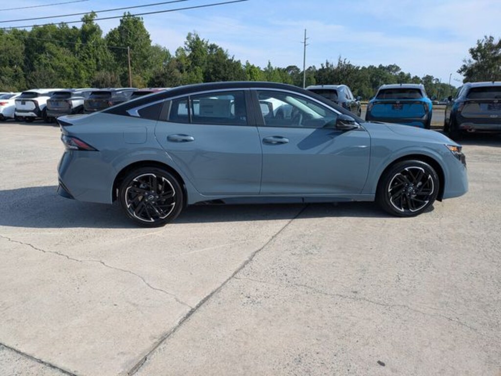 New 2026 Nissan Sentra SR Sedan