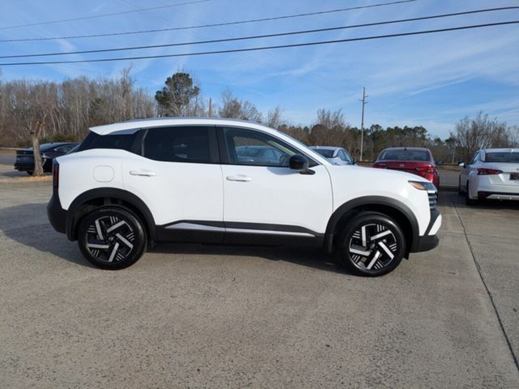 New 2026 Nissan Kicks SV SUV