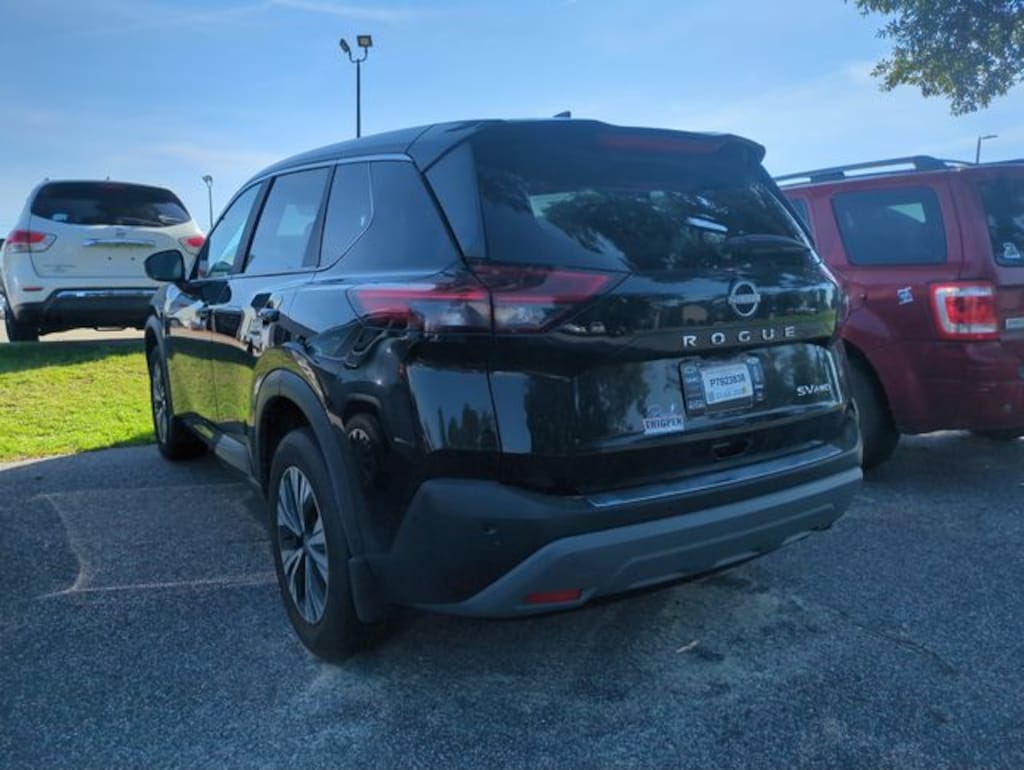 Used 2023 Nissan Rogue SV SUV