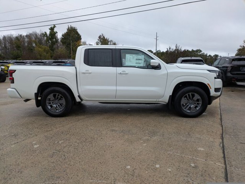 New 2026 Nissan Frontier SV Truck Crew Cab