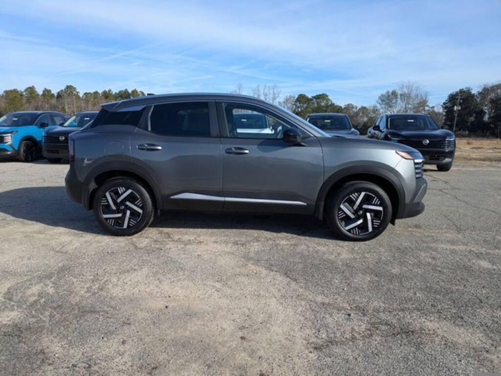 New 2026 Nissan Kicks SV SUV