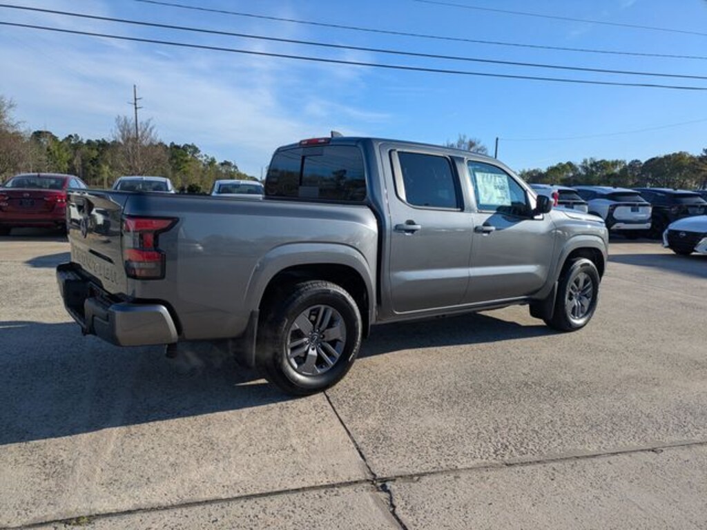 New 2026 Nissan Frontier SV Truck Crew Cab