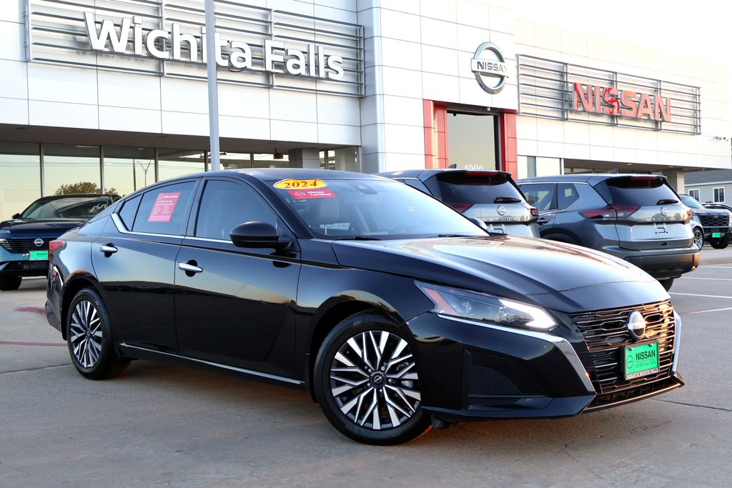 2024 Nissan Altima SV
