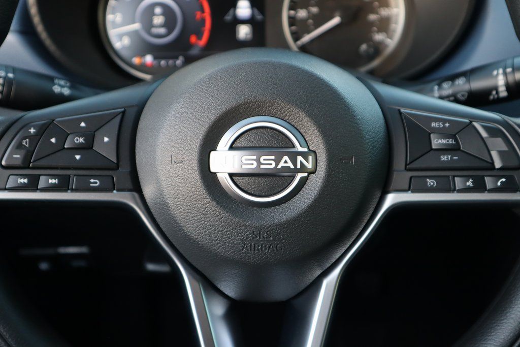 2025 Nissan Versa Sedan SV - Photo 19