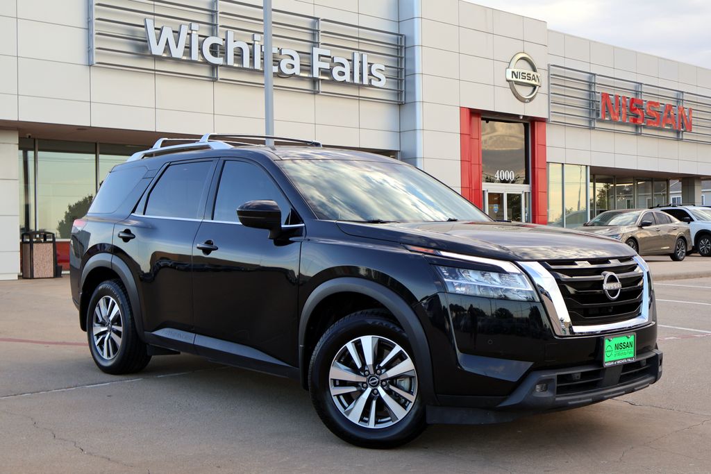 Used 2022 Nissan Pathfinder SL