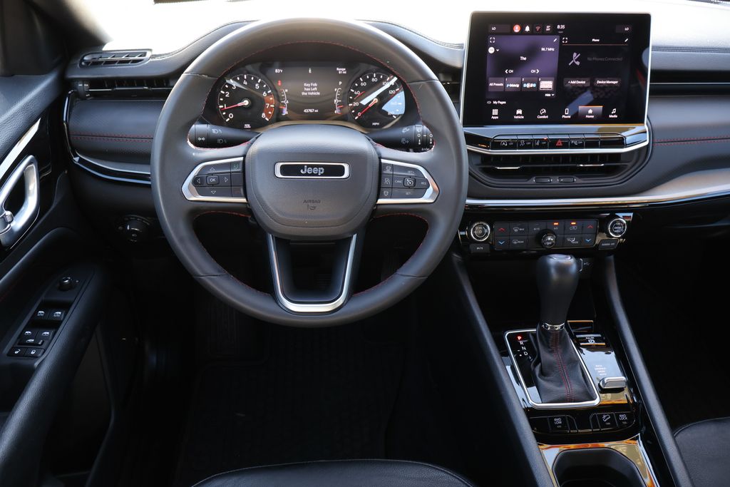 2025 Jeep Compass Trailhawk - Photo 17