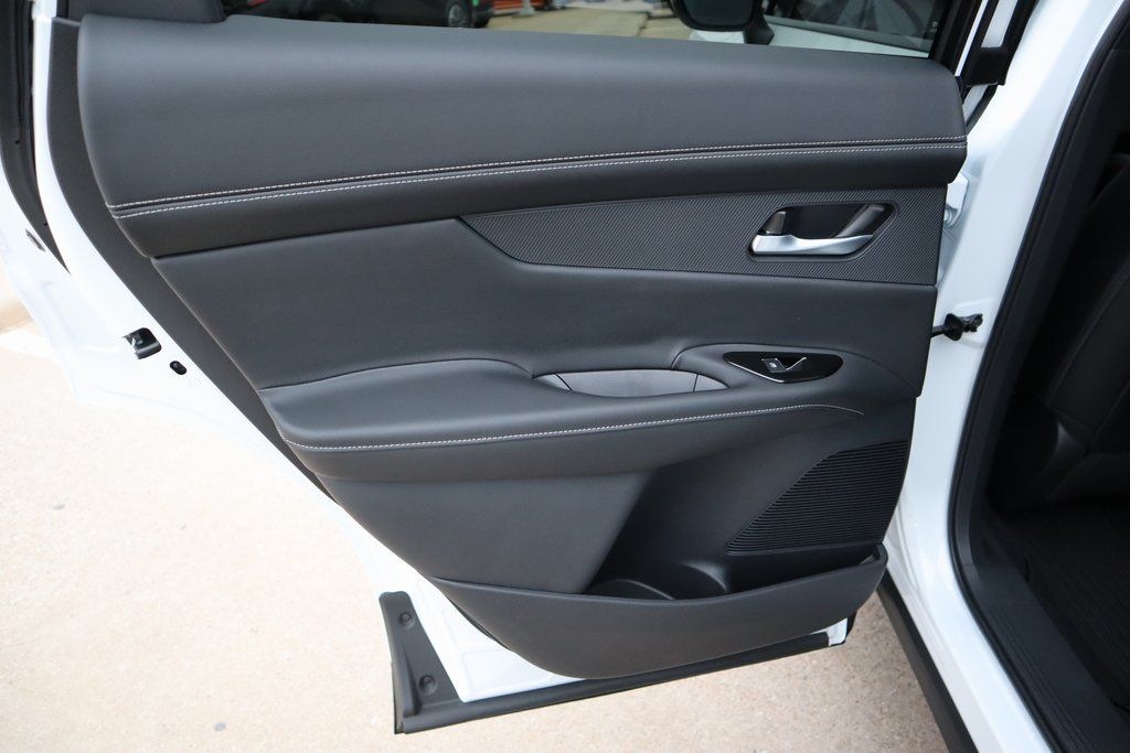 2025 Nissan Murano SL - Photo 10