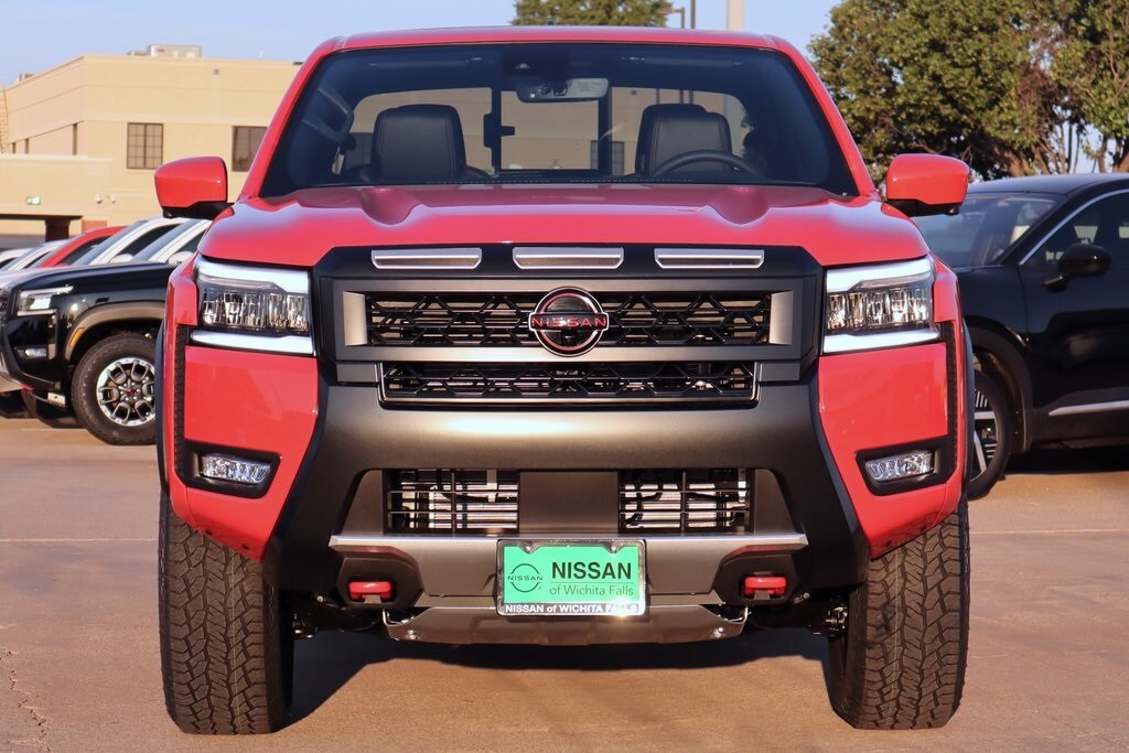2026 Nissan Frontier PRO-4X photo 4
