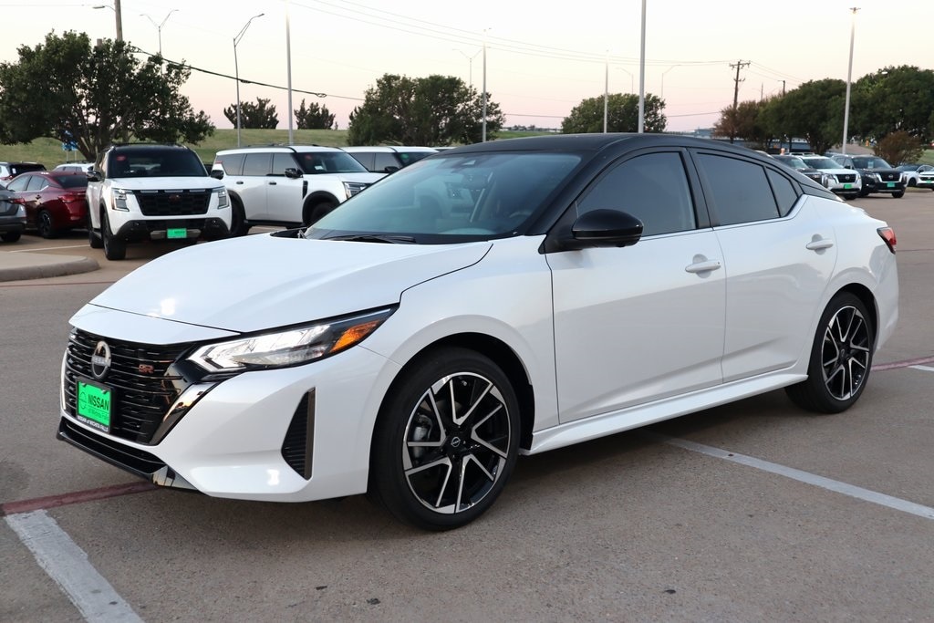 New 2025 Nissan Sentra SR Sedan