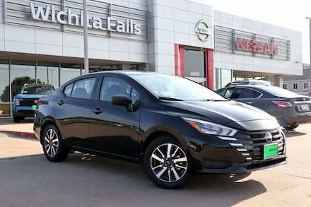 2025 Nissan Versa 1.6 S Sedan