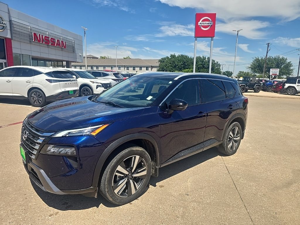 2024 Nissan Rogue SL FWD's photo