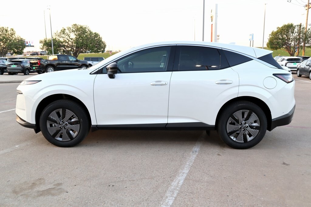 2025 Nissan Murano SL photo 2