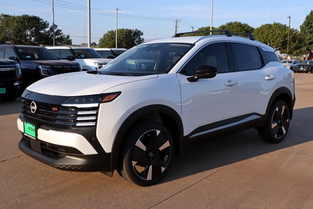 New 2026 Nissan Kicks SR SUV