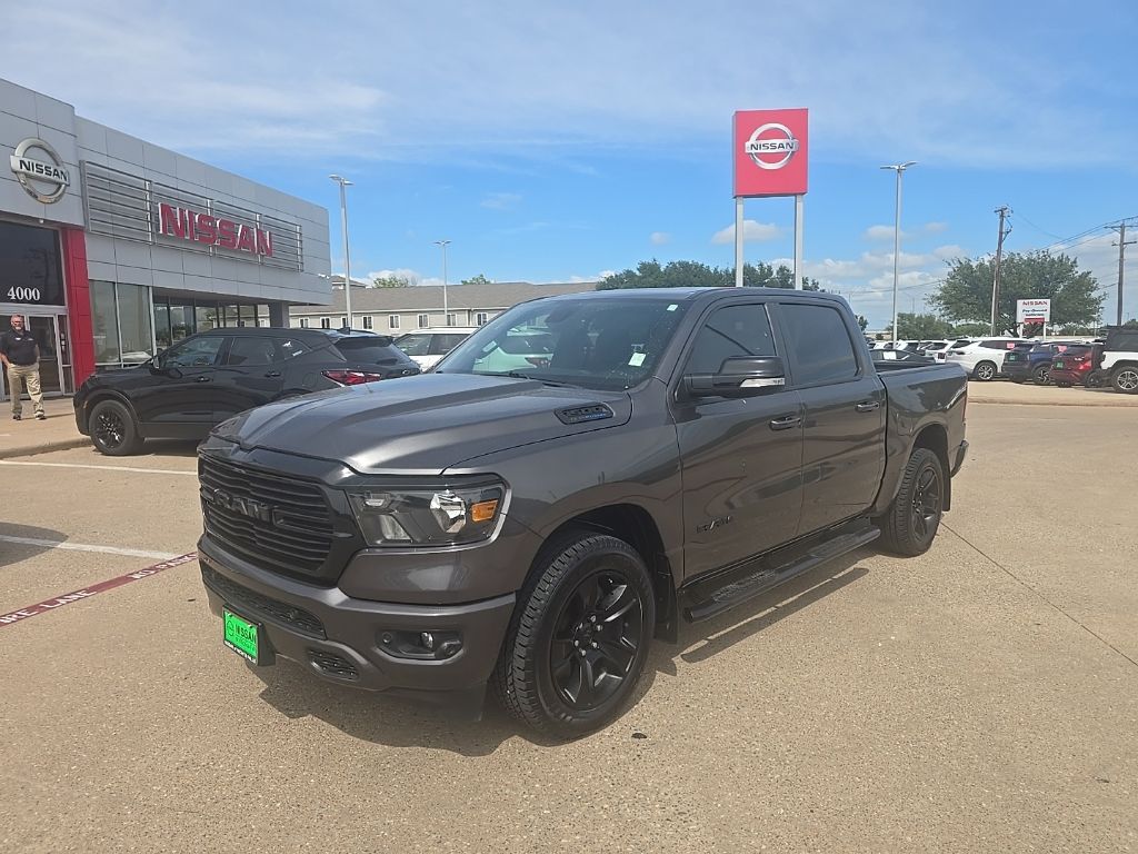 2021 RAM 1500 Big Horn/Lone Star 4x4 Crew Cab 5'7's photo