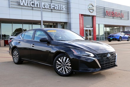 2025 Nissan Altima SV Sedan