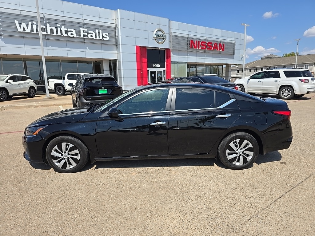 Used 2023 Nissan Altima S with VIN 1N4BL4BV8PN354920 for sale in Wichita Falls, TX