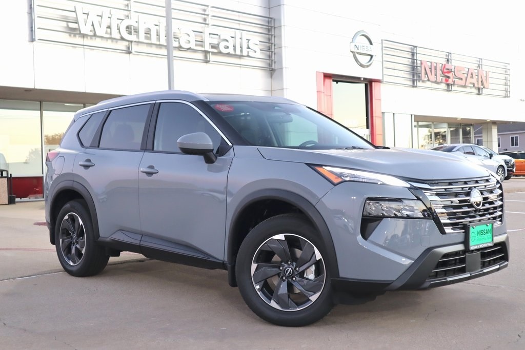 2026 Nissan Rogue SV's photo