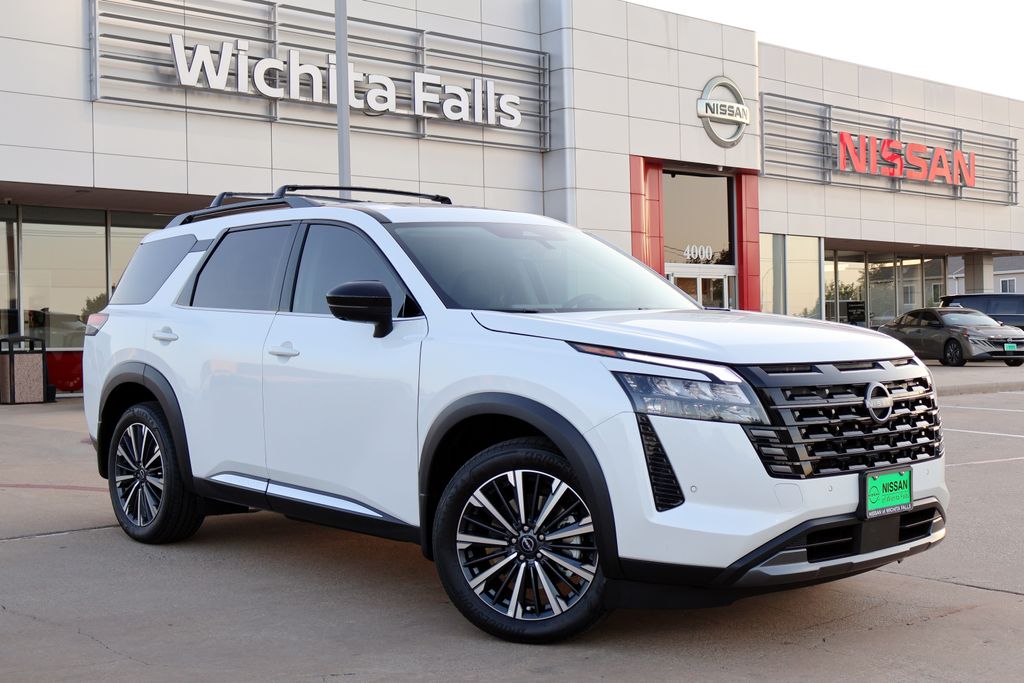 New 2026 Nissan Pathfinder Platinum