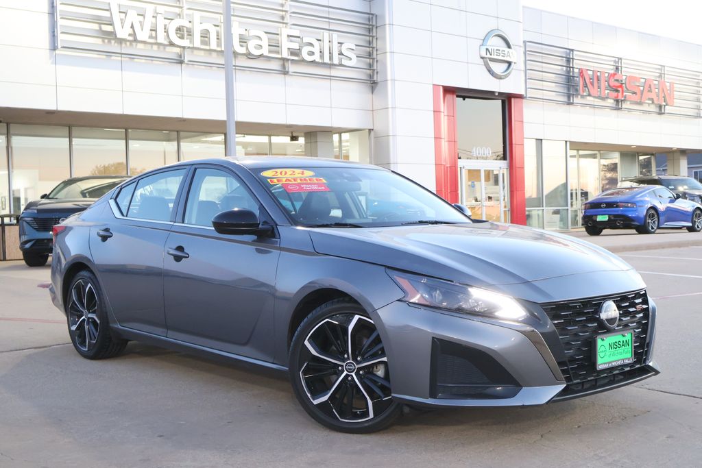 2024 Nissan Altima SR