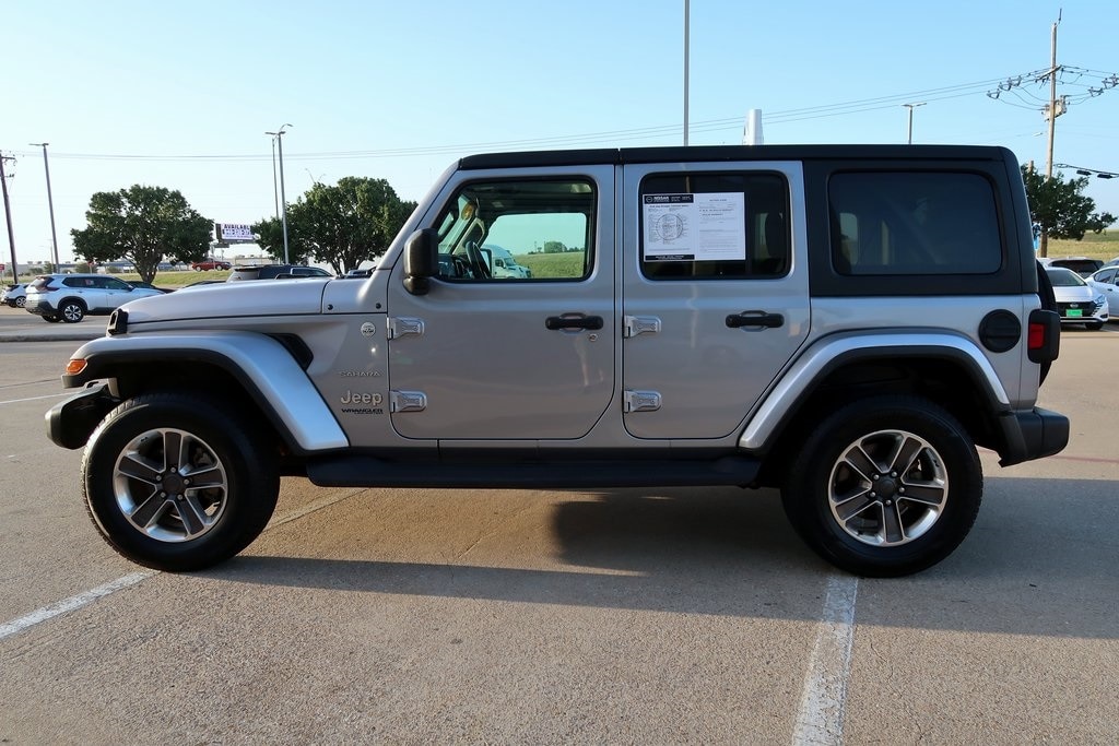 Used 2020 Jeep Wrangler Unlimited Sahara with VIN 1C4HJXEN0LW195418 for sale in Wichita Falls, TX