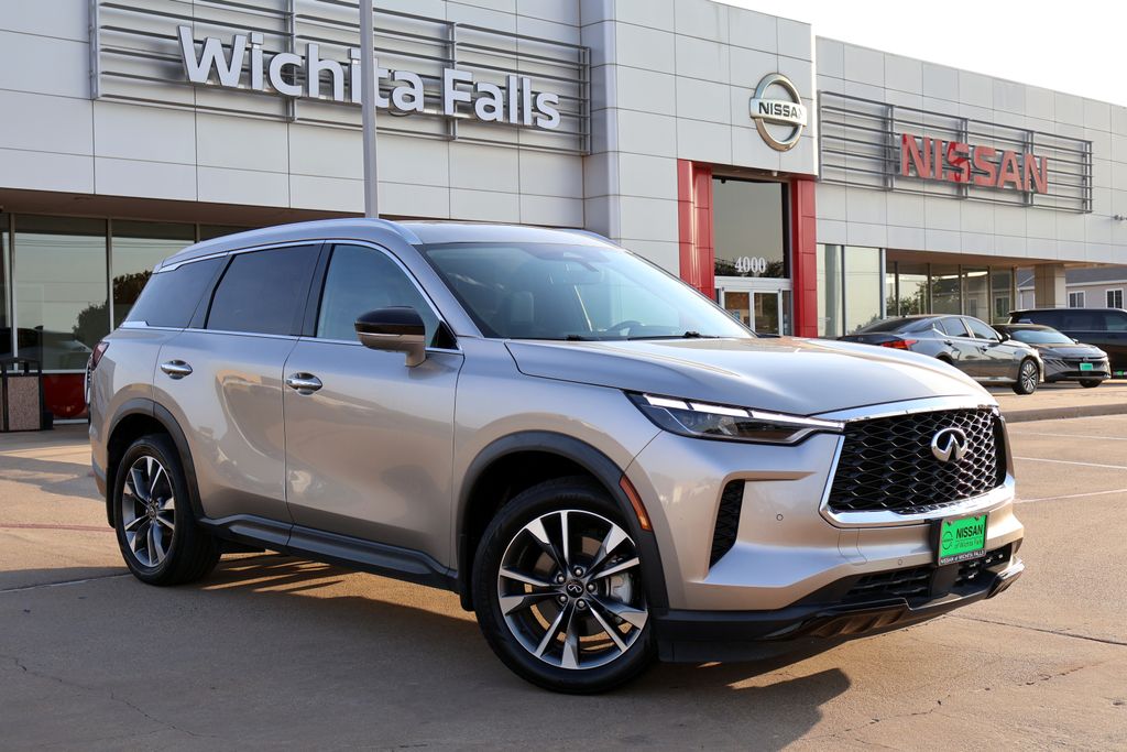 Certified Pre-Owned 2023 INFINITI QX60 LUXE