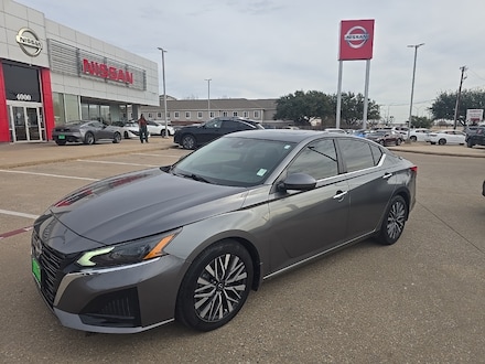 2023 Nissan Altima 2.5 SV Sedan