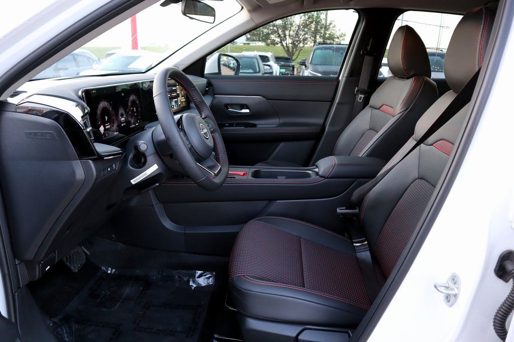 2025 Nissan Kicks SR - Photo 14