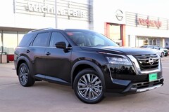 2025 Nissan Pathfinder SL SUV